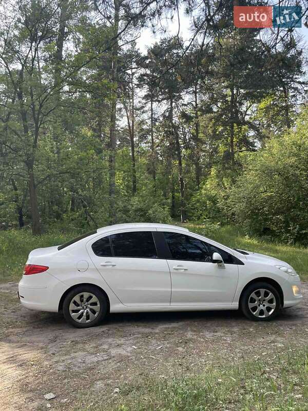 Седан Peugeot 408 2013 в Києві