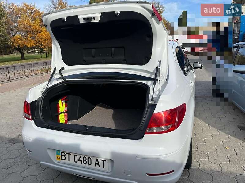 Седан Peugeot 408 2013 в Херсоне