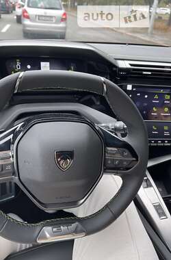 Седан Peugeot 408 2023 в 