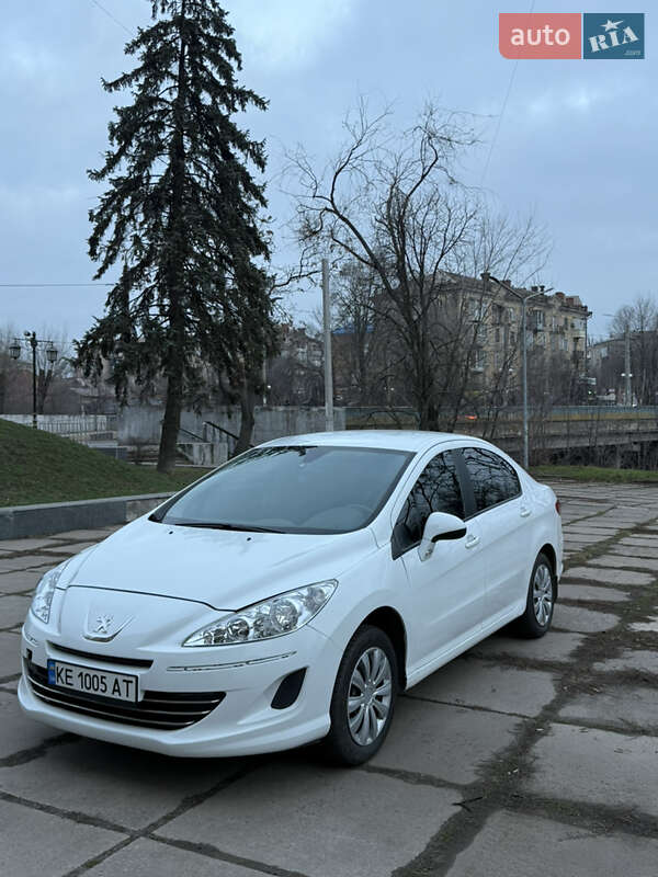 Peugeot 408 2013