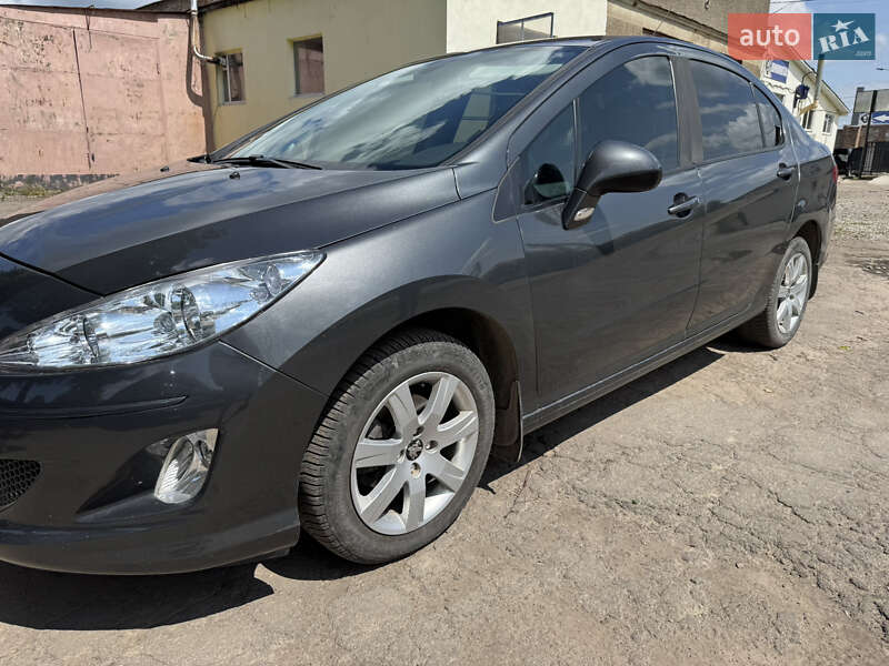 Седан Peugeot 408 2013 в Погребище
