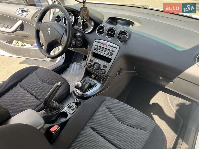 Седан Peugeot 408 2013 в Києві