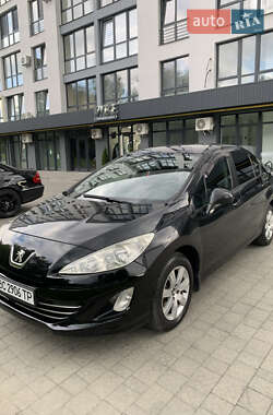 Седан Peugeot 408 2013 в Новояворовске