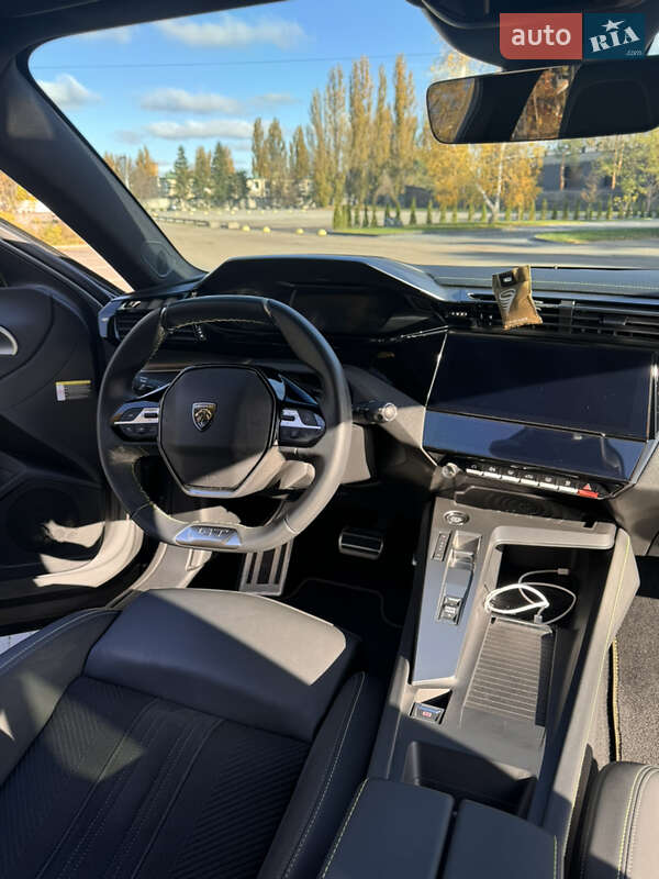 Лифтбек Peugeot 408 2023 в Счастливом