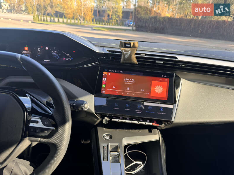 Лифтбек Peugeot 408 2023 в Счастливом