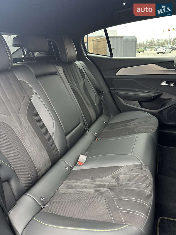 Лифтбек Peugeot 408 2023 в Киеве