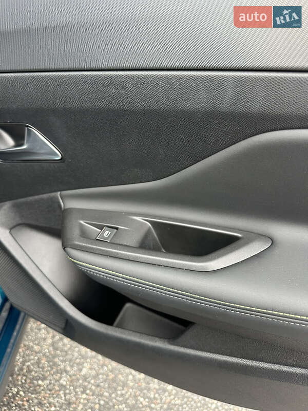 Лифтбек Peugeot 408 2023 в Киеве