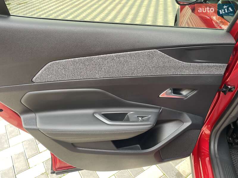 Лифтбек Peugeot 408 2023 в Николаеве