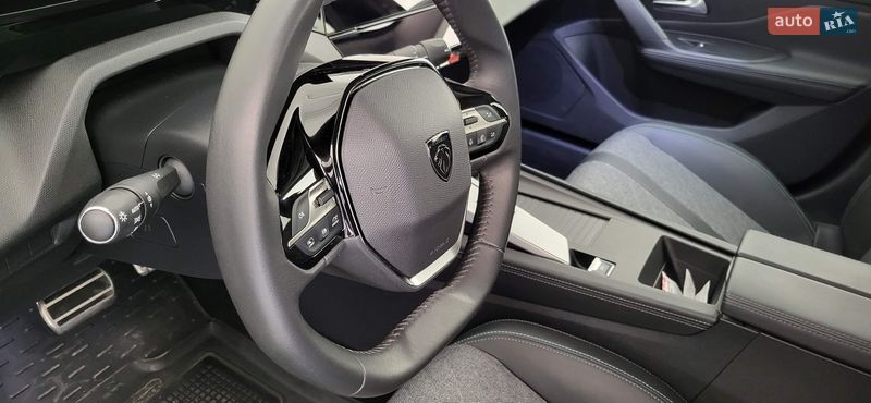 Лифтбек Peugeot 408 2023 в Львове