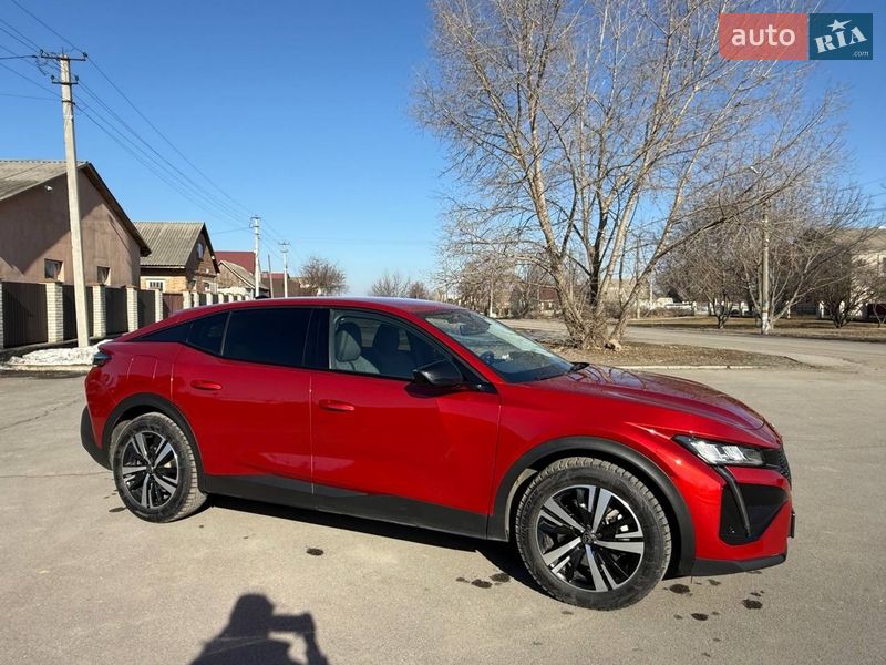 Лифтбек Peugeot 408 2023 в Умани