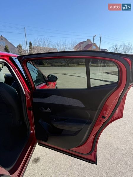 Лифтбек Peugeot 408 2023 в Умани