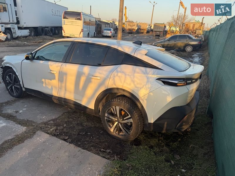 Лифтбек Peugeot 408 2023 в Киеве