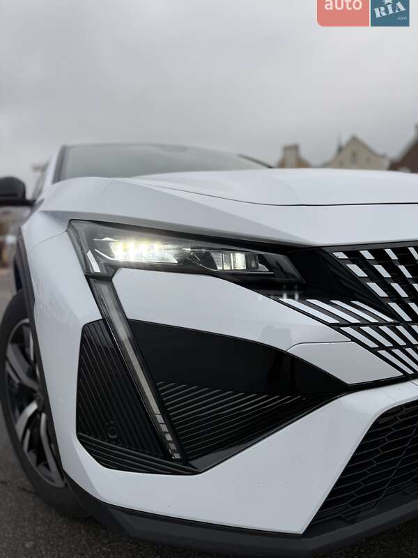 Лифтбек Peugeot 408 2023 в Киеве