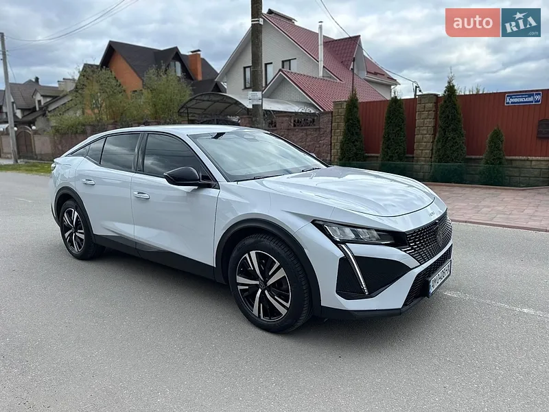 Peugeot 408 2023