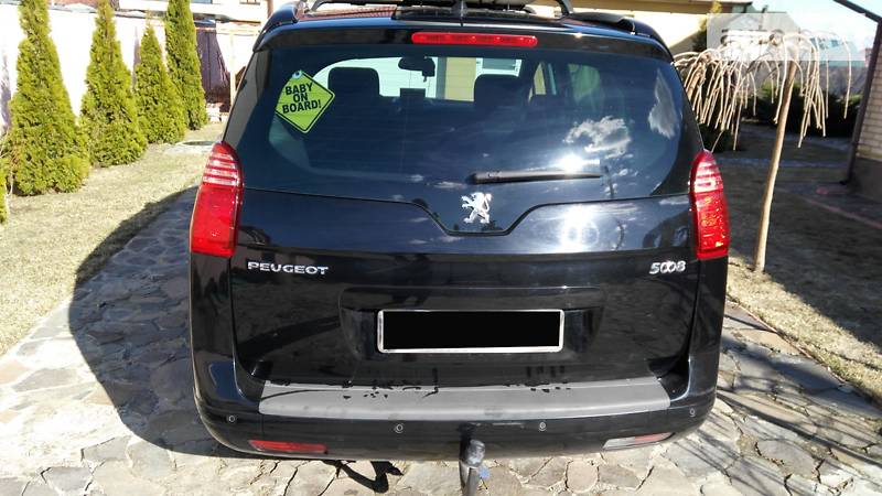 Минивэн Peugeot 5008 2010 в Киеве