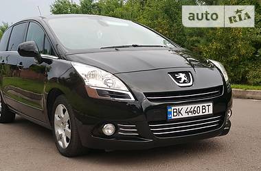 Минивэн Peugeot 5008 2014 в Ровно