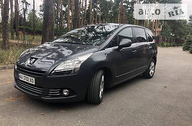 Минивэн Peugeot 5008 2013 в Киеве