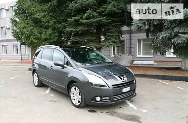 Универсал Peugeot 5008 2010 в Луцке