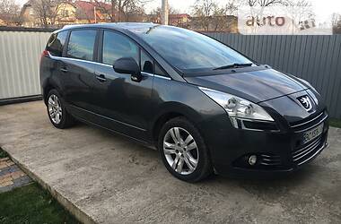 Минивэн Peugeot 5008 2010 в Стрые