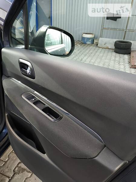 Минивэн Peugeot 5008 2013 в Хмельницком