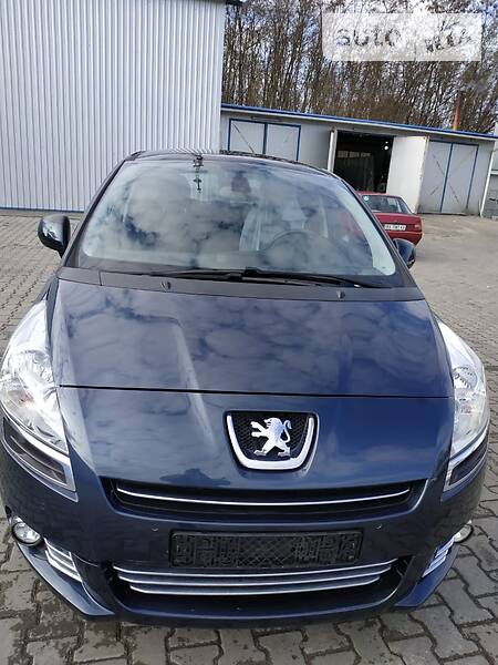 Минивэн Peugeot 5008 2013 в Хмельницком