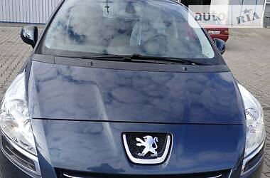 Мінівен Peugeot 5008 2013 в 