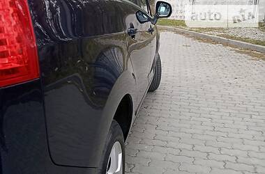 Мінівен Peugeot 5008 2010 в 