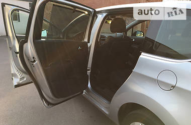 Універсал Peugeot 5008 2012 в 