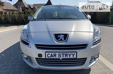 Мінівен Peugeot 5008 2011 в 
