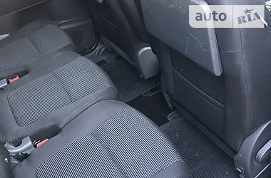 Мінівен Peugeot 5008 2011 в 