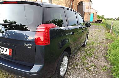Мінівен Peugeot 5008 2013 в 