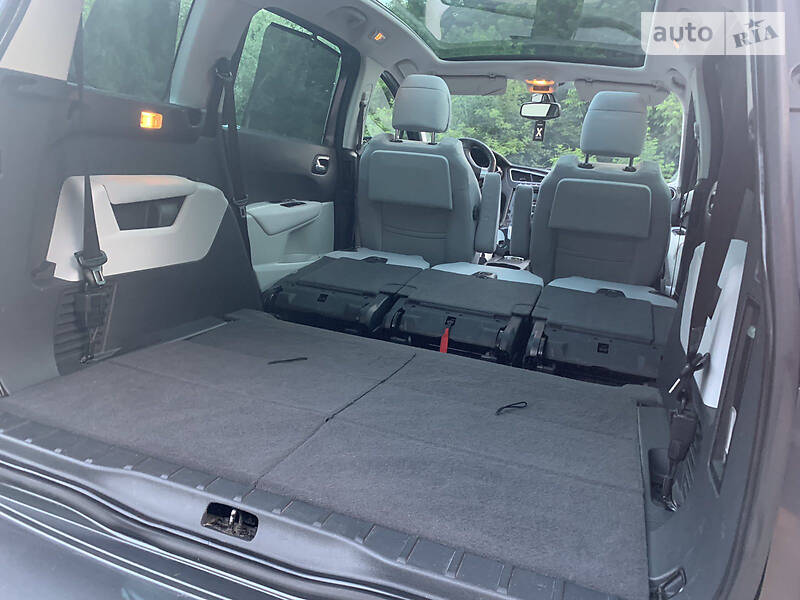 Універсал Peugeot 5008 2010 в Полтаві