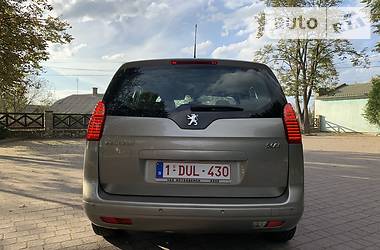 Универсал Peugeot 5008 2011 в Калуше