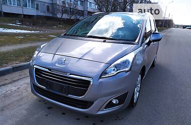 Минивэн Peugeot 5008 2015 в Каменском