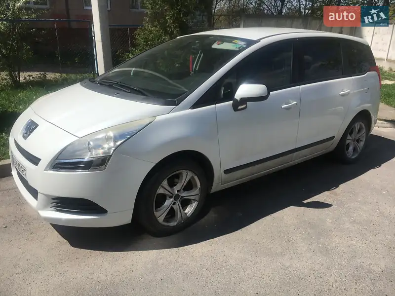 Peugeot 5008
