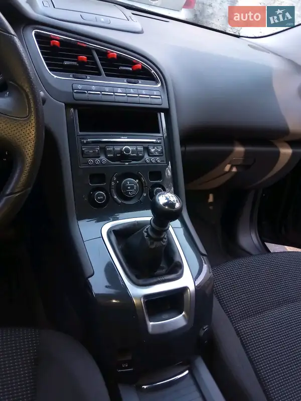 Peugeot 5008 2012 VIN VF30E5FV8CS088464 фото оголошення 42 з 123