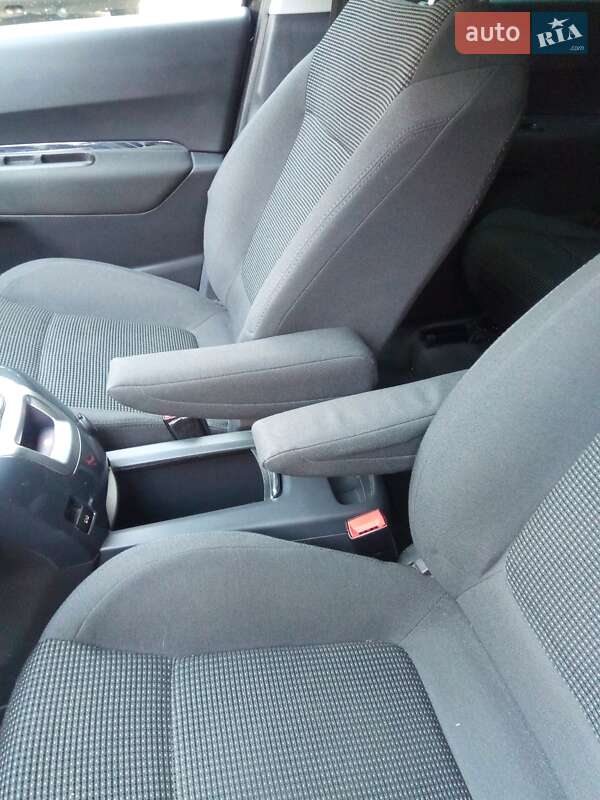 Мінівен Peugeot 5008 2012 в Києві