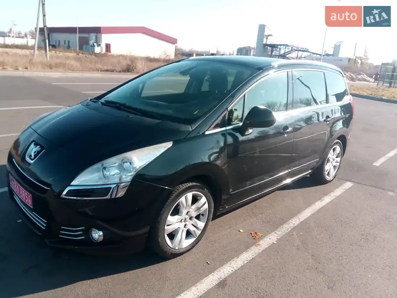 Автомобіль  в доброму технічному та візуальному стані. Чистий 2012 рік. У авто присутні такі опції як - панорама, круїз, проекція, клімат контроль двухзонний. Автомобіль семимісний. Механіка -  шестиступка. Пригнаний з Нідерландів. 