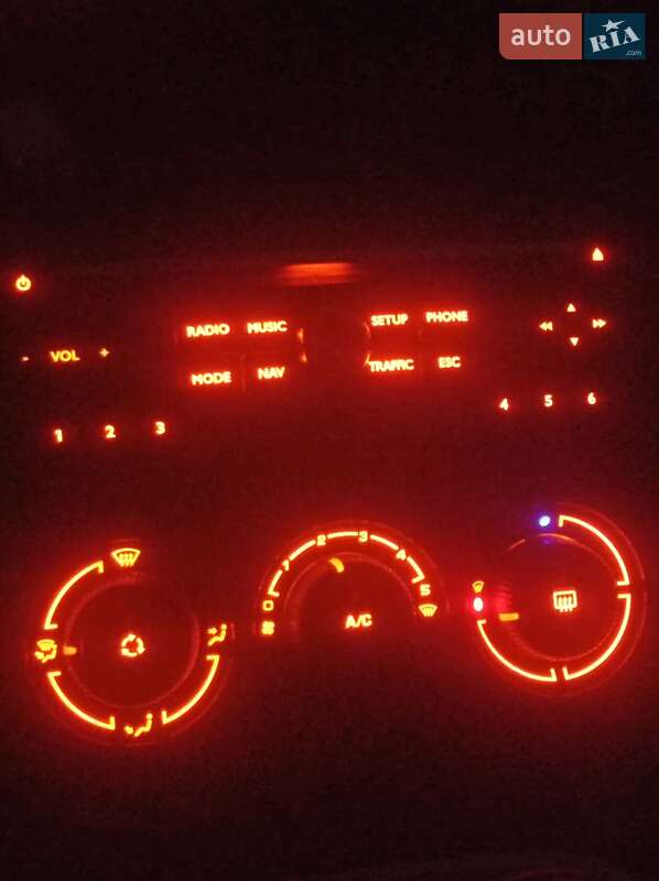 Мінівен Peugeot 5008 2009 в Львові