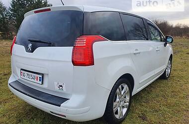 Минивэн Peugeot 5008 2009 в Радивилове