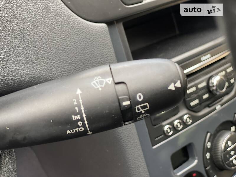 Мінівен Peugeot 5008 2012 в Чернівцях