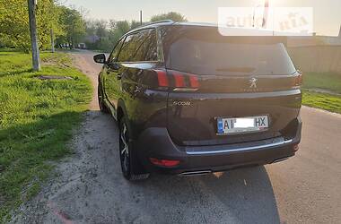 Внедорожник / Кроссовер Peugeot 5008 2019 в Киеве