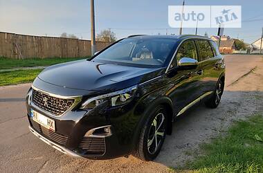 Внедорожник / Кроссовер Peugeot 5008 2019 в Киеве