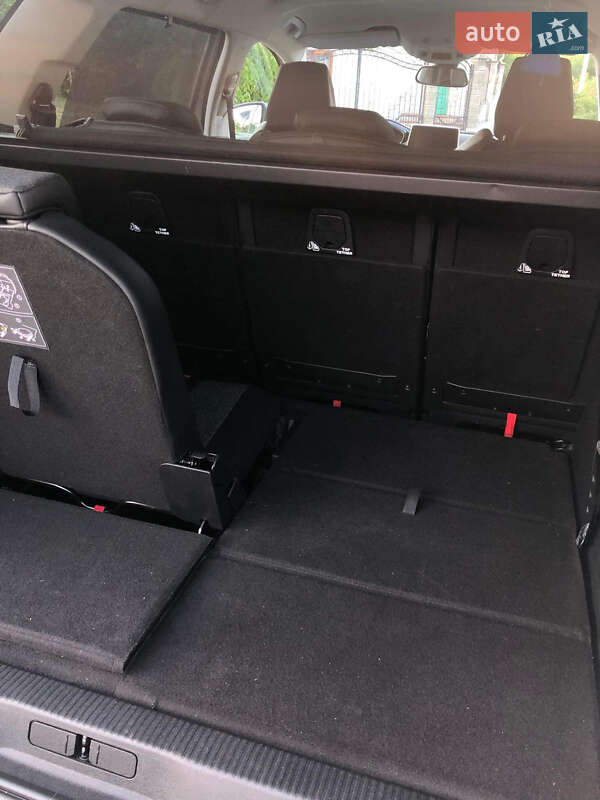 Позашляховик / Кросовер Peugeot 5008 2019 в Львові