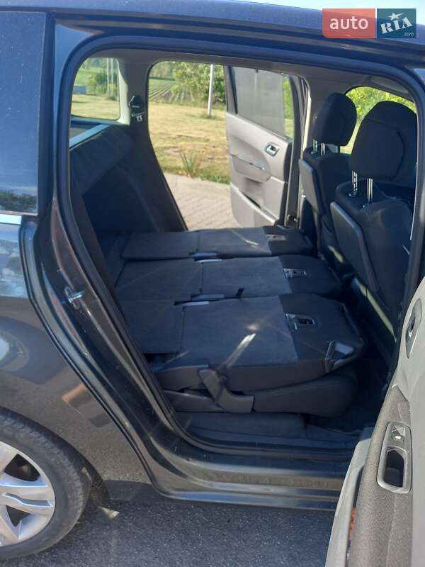 Мікровен Peugeot 5008 2009 в Коломиї