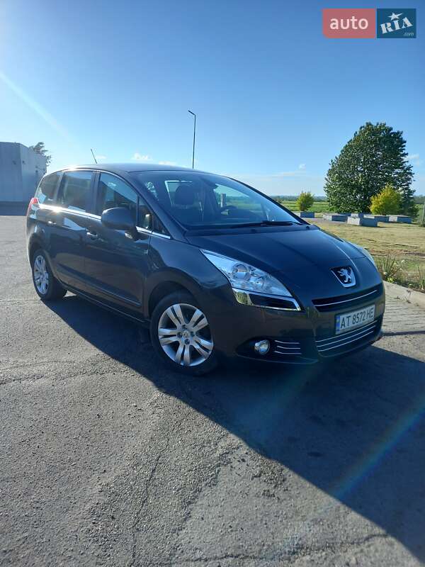 Мікровен Peugeot 5008 2009 в Коломиї