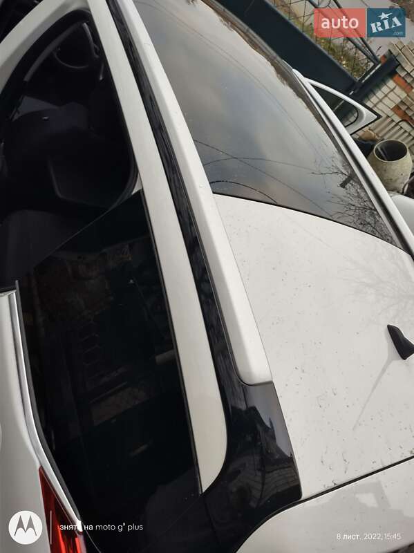 Мікровен Peugeot 5008 2011 в Томашполі