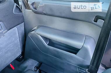 Минивэн Peugeot 5008 2016 в 