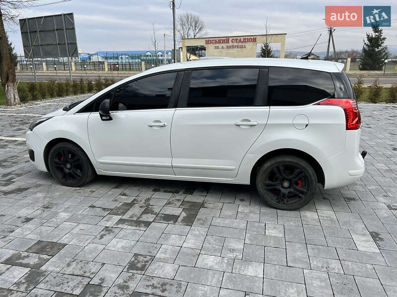Минивэн Peugeot 5008 2012 в Тячеве