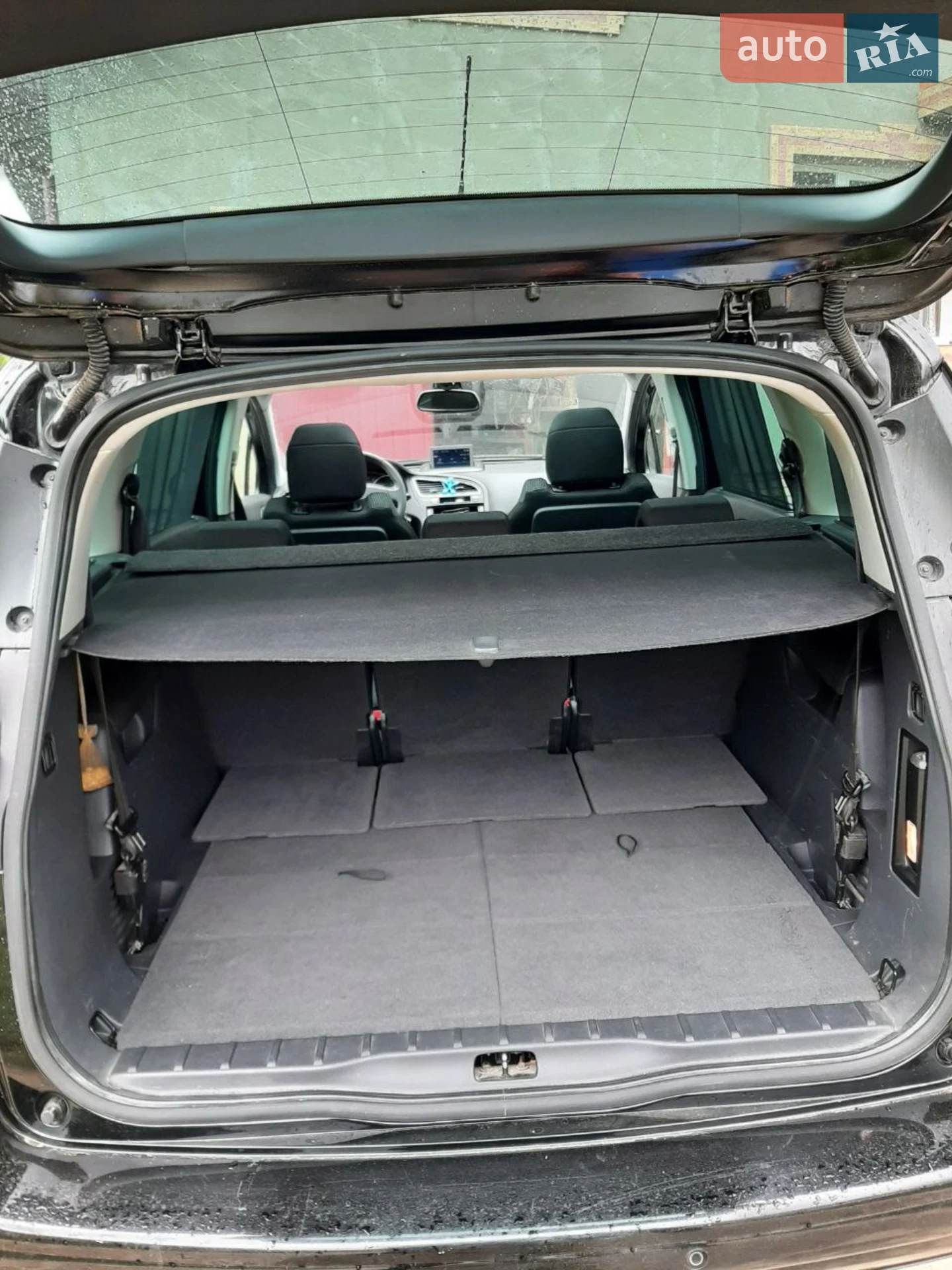 2010 Peugeot 5008 - мініатюра 9